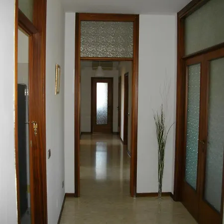 Bed & Breakfast Interno 28 *