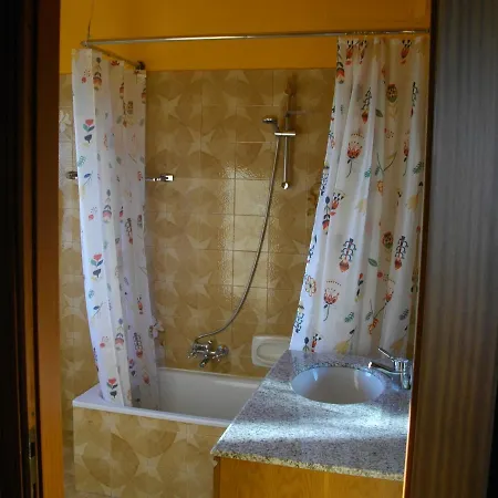 Interno 28 * Modena